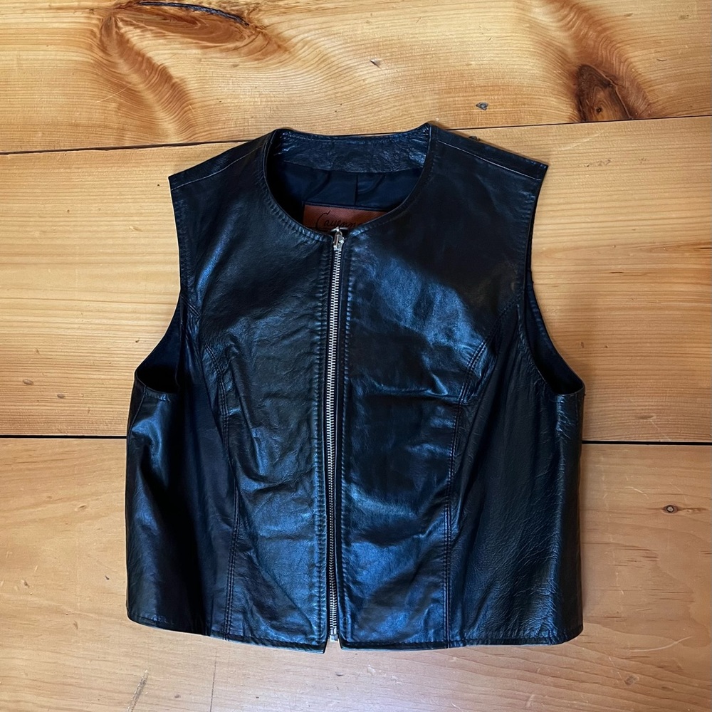 Vintage Leather Vest by Cayenne